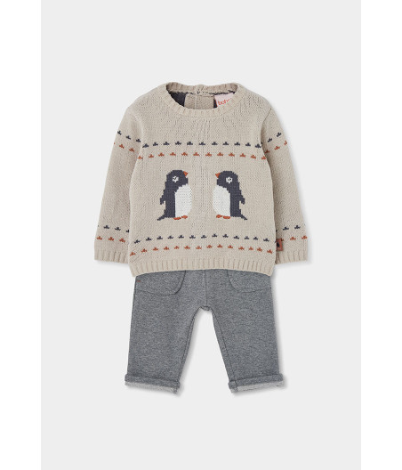 Conxunto bebé beige con pingüíns